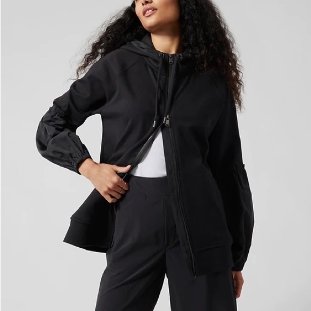 Athleta In My Way Triumph Hoodie NWT Size Medium
